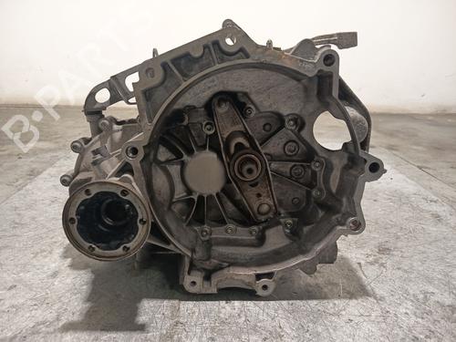 Used Gearbox Gearbox VW POLO IV (9N_, 9A_) 1.4 16V (75 hp) 33981121 33981121