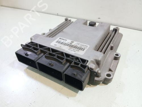 Used Engine control unit (ECU) Engine control unit (ECU) RENAULT CLIO IV (BH_) 1.5 dCi 90 (90 hp) 31828803 31828803