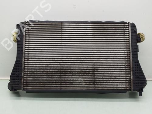 Intercooler / Chłodnica powietrza doładowującego VW PASSAT B7 (362) 2.0 TDI | BP30772672M30