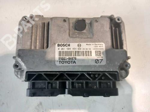 Used Engine control unit (ECU) TOYOTA AYGO (_B1_) 1.0 (KGB10_, KGB10R) (68 hp) 9860291