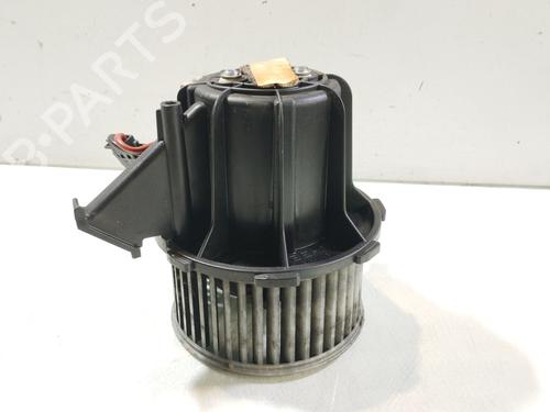 Used Heater blower motor AUDI A4 B8 (8K2) 2.0 TDI (143 hp) 32516436
