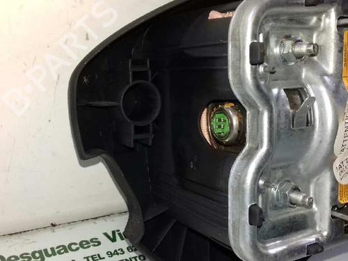 Driver airbag RENAULT CLIO III (BR0/1, CR0/1) 1.2 16V (BR02, BR0J, BR11, CR02, CR0J, CR11) | BP1935975C9 