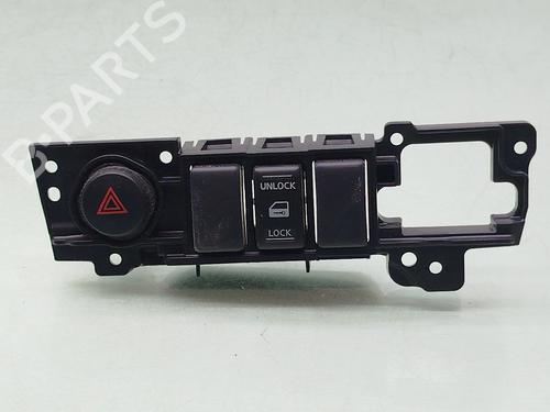 Used Warning switch NISSAN NV200 / EVALIA Bus 1.5 dCi 90 (M20, M20M) (90 hp) 30287539