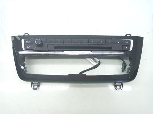 Used Radio BMW 3 Touring (F31) 318 d (150 hp) 18957384