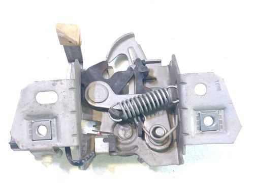 Hood lock VOLVO C70 II Convertible (542) T5 | BP21046128C133 