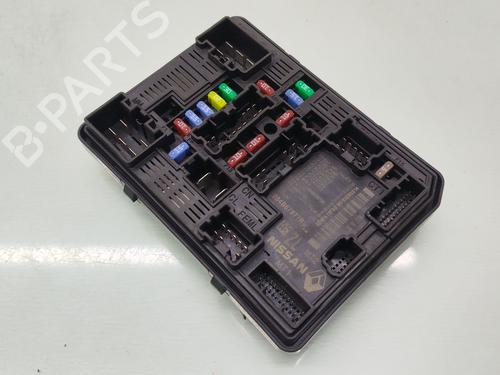 Used Fuse box RENAULT ZOE (BFM_) ZOE (BFMC, BFMD) (136 hp) 31852720