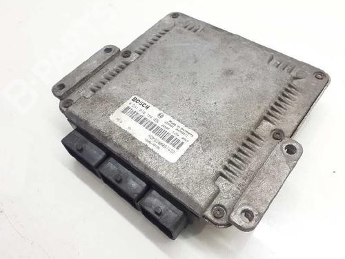 Used Engine control unit (ECU) RENAULT MASTER II Van (FD) [1997-2013]  9576423