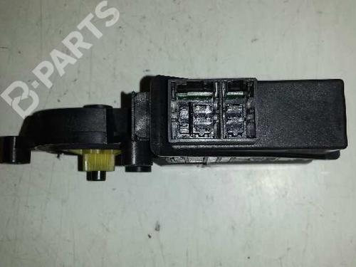 Right front window motor VW POLO (9N_, 9A_)  | BP9116777E20 