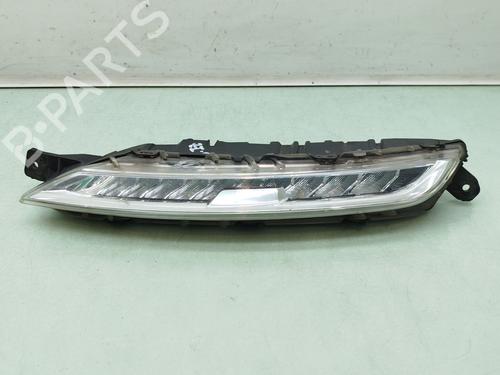 Used Left daytime light Left daytime light 38069822 38069822