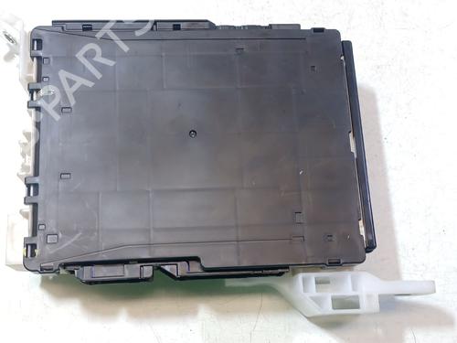 Electronic module TOYOTA COROLLA Hatchback (_E21_, _EA1_, _EH1_) 1.8 Hybrid (ZWE211) | BP38411549M83 - Image 2