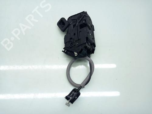 Serratura posteriore destra SEAT ARONA (KJ7, KJP) 1.0 TSI (95 hp) 5TA839016Q | A6L5TA839016L | A046465