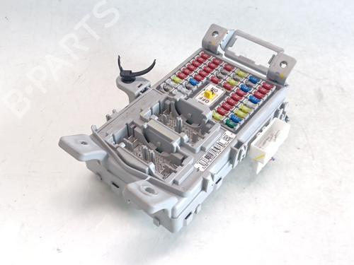 Used Fuse box Fuse box 38267377 38267377