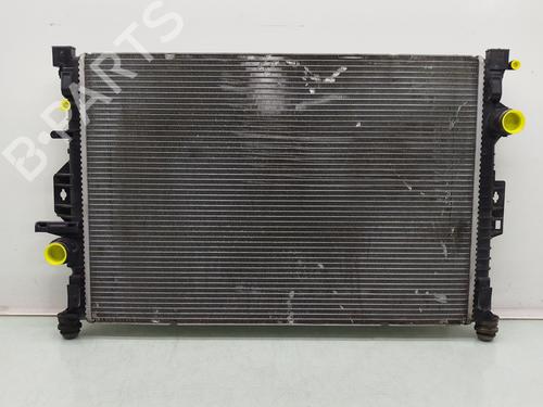 Used Water radiator Water radiator 33977367 33977367