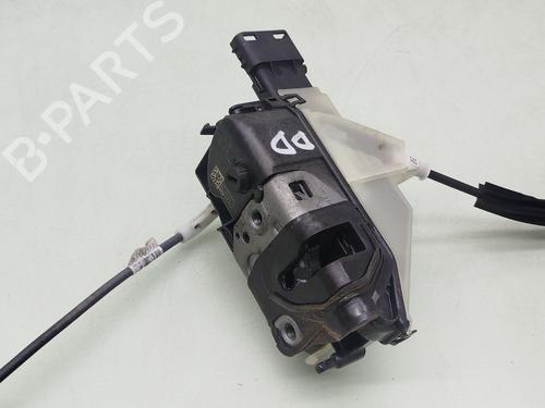 front-right-lock-ds-ds-3-ds-3-crossback-ur_-uc_-uj_-2018-37233817 main image
