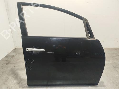 Used Right front door MITSUBISHI GRANDIS (NA_W) 2.0 DI-D (NA8W) (140 hp) 30435303