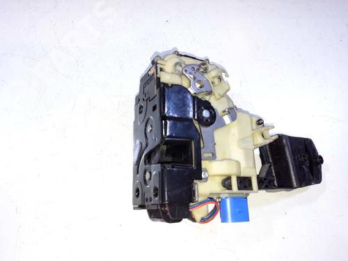 Used Front left lock VW PASSAT B5.5 (3B3) 1.9 TDI (130 hp) 4944494
