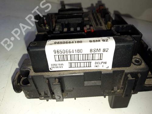 Fuse box PEUGEOT 307 Break (3E) 2.0 HDI 110 | BP2134833E1 