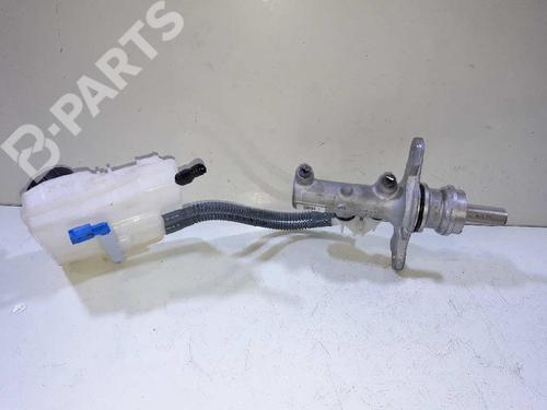 Used Brake master cylinder MERCEDES-BENZ VITO Tourer (W447) [2014-2025]  12180404