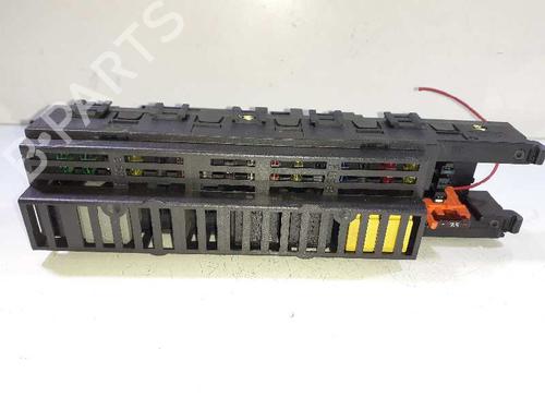 Fuse box MERCEDES-BENZ CLS (C219) CLS 320 CDI (219.322) | BP7637256E1 