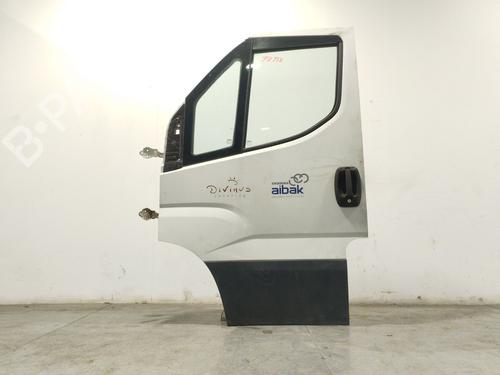 Used Left front door IVECO DAILY VI Van 35S15, 35C15, 40C15, 50C15 (150 hp) 30489913