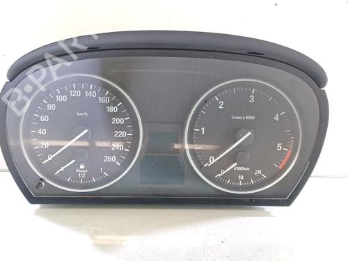 Used Instrument cluster BMW X1 (E84) xDrive 18 d (143 hp) 17838739
