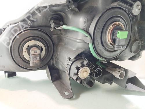 Right headlight TOYOTA PRIUS PLUS (_W4_) 1.8 Hybrid (ZVW40W, ZVW41W) | BP31944864C29  - Image 6