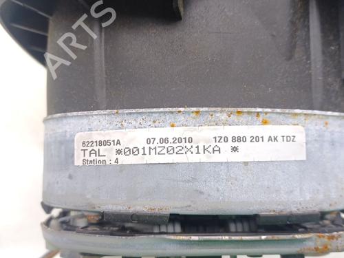 Driver airbag SKODA SUPERB II Estate (3T5) 2.0 TDI | BP20707965C9 