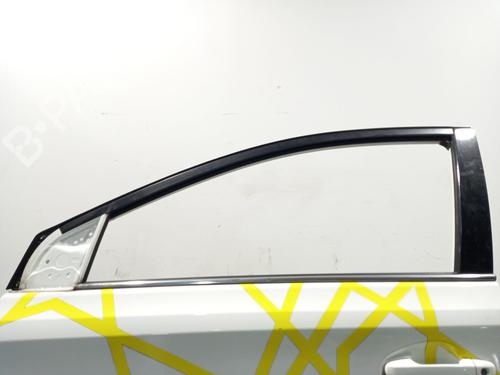 Left front door TOYOTA AURIS Estate (_E18_) 1.8 Hybrid (ZWE186_, ZWE186R, ZWE186H) | BP29967834C2