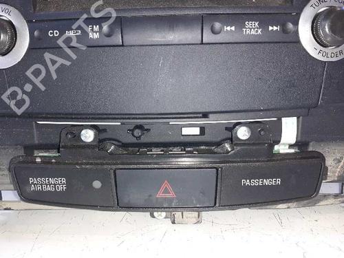 Radio MITSUBISHI LANCER VIII (CY_A, CZ_A) 2.0 DI-D (CY8A) | BP9117118E6 