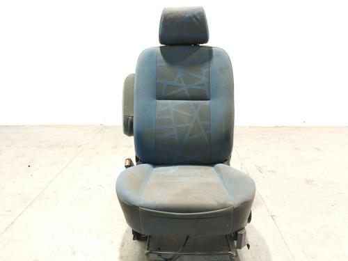 Left front seat FORD TOURNEO CONNECT 1.8 TDCi (90 hp) 17710311