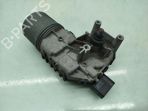 Used Front wiper motor FORD KUGA I 2.0 TDCi 4x4 (136 hp) 22910713