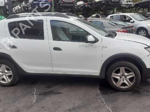 Engine control unit (ECU) DACIA SANDERO II  | BP8351839M57 