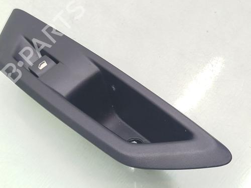 Right rear window switch PEUGEOT 308 III (FB_, FH_, FP_, F3_, FM_) PureTech 110 (FPHNPL) | BP26553585I28 
