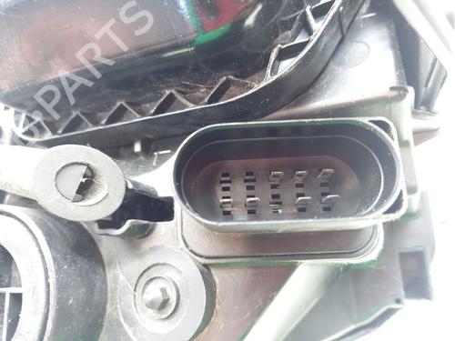 Left headlight FORD FOCUS II (DA_, HCP, DP) 1.8 TDCi | BP20689368C28 