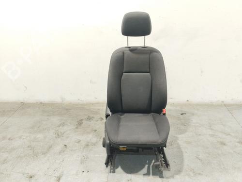 Stol høyre foran NISSAN PRIMASTAR Van (X83) [2002-2025]  30787433