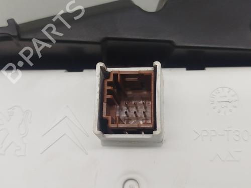 Instrument cluster CITROËN DS5 2.0 HDi 165 | BP31137437C47