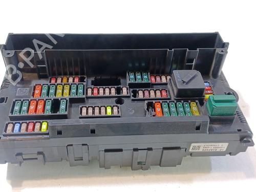 Fuse box BMW 5 Touring (F11) 530 d xDrive | BP30135213E1