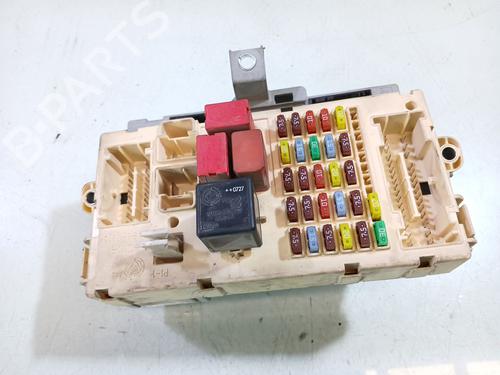Used Fuse box Fuse box 38302354 38302354