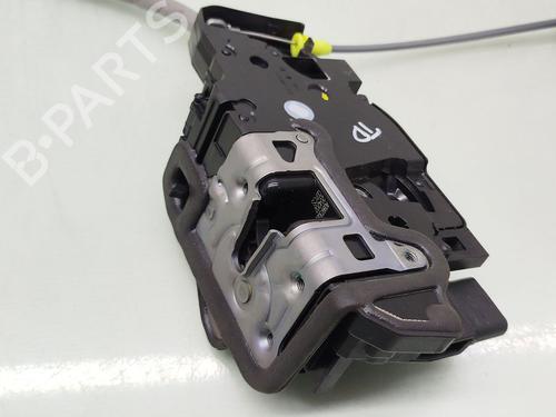 rear-right-lock-mercedes-benz-gla-h247-2020-35979812 main image
