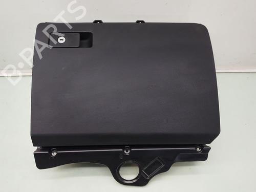 Used Glove box VW PASSAT B7 (362) 2.0 TDI (140 hp) 31015061