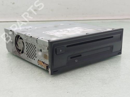 Used Radio VW CRAFTER Platform/Chassis (SZ_) 2.0 TDI FWD (SZB, SZC, SZH, SZI, SZJ, SZK, SZO, SZP, SZS... (140 hp) 32206828