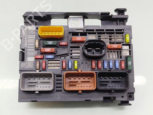 Used Fuse box Fuse box PEUGEOT 3008 I MPV (0U_) 1.6 HDi (112 hp) 33952892 33952892