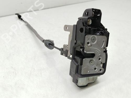 Front left lock VOLVO V40 Hatchback (525)  | BP18243015C98 