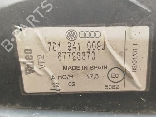 Scheinwerfer links VW TRANSPORTER T4 Bus (70B, 70C, 7DB, 7DK, 70J, 70K, 7DC, 7DJ) 2.5 TDI | BP30510500C28