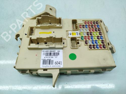 Used Fuse box HYUNDAI i30 (GD) 1.6 GDI (135 hp) 22980776