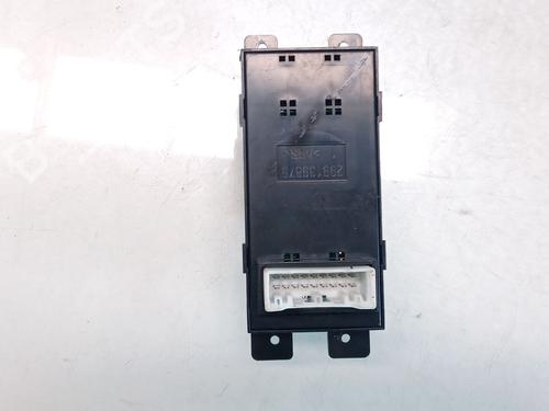 Left front window switch HYUNDAI i20 II (GB, IB) 1.2 | BP37239439I27 - Image 3