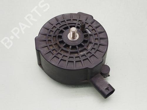 Used Electronic module Electronic module VW GOLF VI (5K1) 2.0 TDI (140 hp) 33887054 33887054