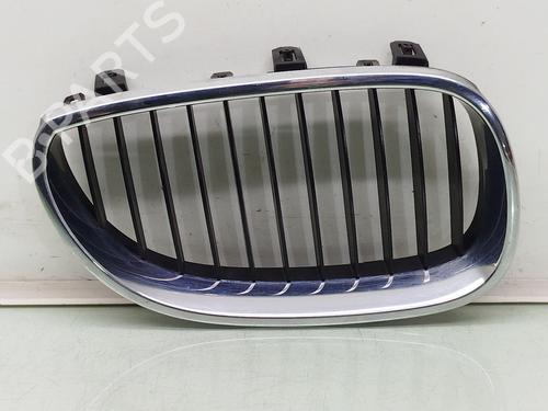 Used Grille Grille BMW 5 (E60) 530 d (218 hp) 35952058 35952058