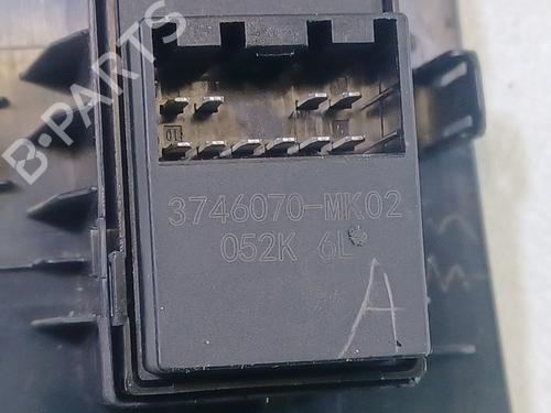 Right front window switch PEUGEOT LANDTREK 1.9 All-wheel Drive | BP29250980I26 