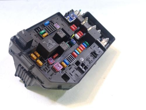Used Fuse box MG MG ZS SUV 1.0 T-GDi (111 hp) 26562884